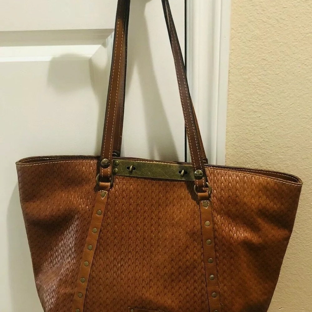 PATRICIA NASH Woven Pattern Shoulder Purse - Picture 12 of 12